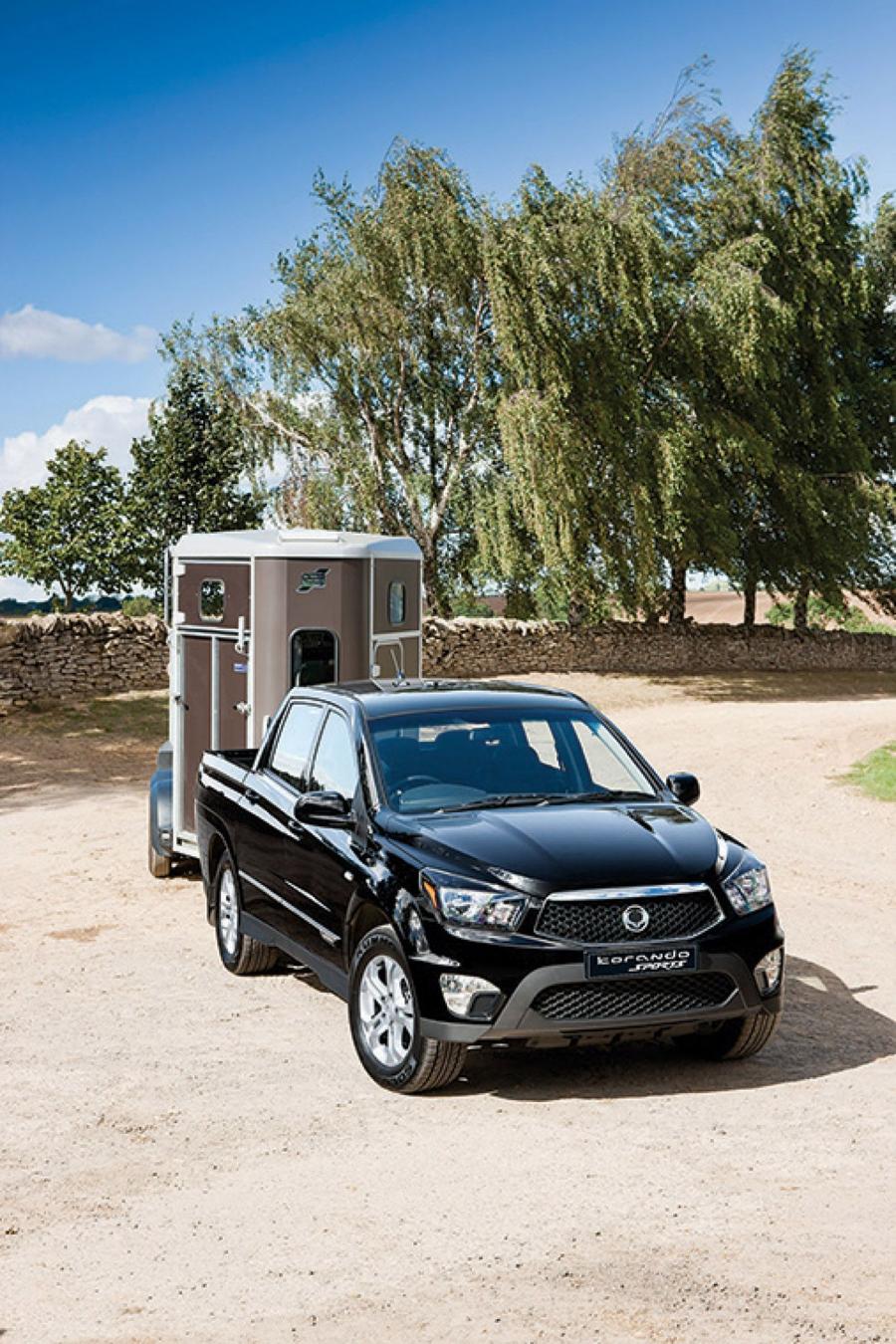  SsangYong Korando Sports Pick-Up 2013 года  (фото 2 из 10)